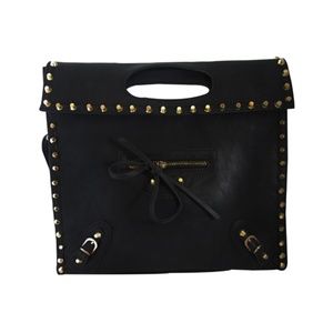 BLACK-SHOULDER-BAG-STUDS